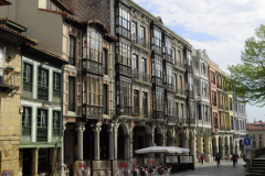 aviles2
